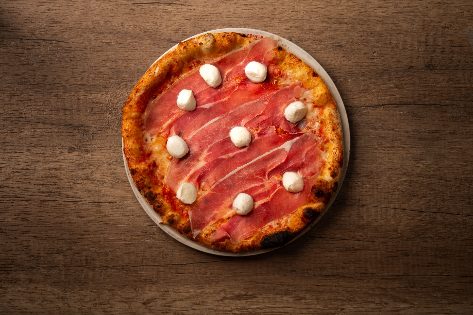 Crudo e bocconcini — vista dall’alto